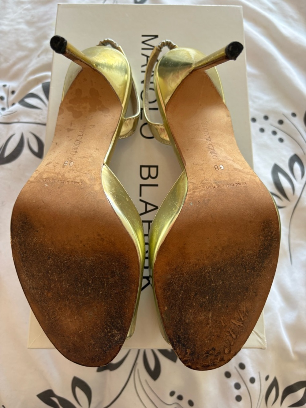 Manolo Blahnik Shiny Metallic Gold Slingback Peep-Toe Heels - Picture 6 of 9